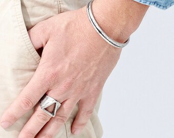 Mens Simple Brushed Silver Triangle ENGRAVED Ring, Guys Chunky Oxidized Silver Statement Ring, Simple Geometric Funky Urban Jewelry For Man