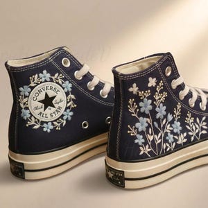 Custom Converse Embroidery Shoes, White Flower Embroidered Converse 1970s, Dandelion Daisy Flower Embroidery Sneakers Custom  Embroidery