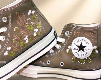 Custom Converse Embroidery Shoes, Small Flower Embroidered Converse 1970s,  bee Flowers Embroidered Sneakers Custom