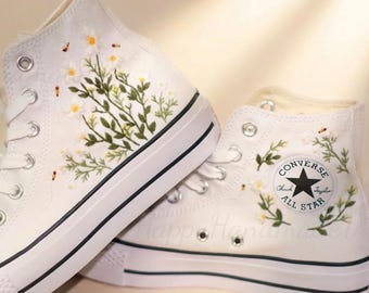 Custom Converse Embroidery Shoes, Chunky-soled Converse sneakers White Daisy Bee Flower Embroidery Sneakers Custom