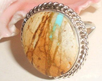 Rare Ribbon Turquoise Ring-Sterling Silver Navajo Crafted, Royston Mined Stone -Vintage Unisex Beauty