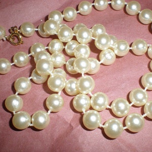 Bridal Pearl Necklace- Single Strand Grace Kelly Style -Vintage Wedding Perfect Elegance