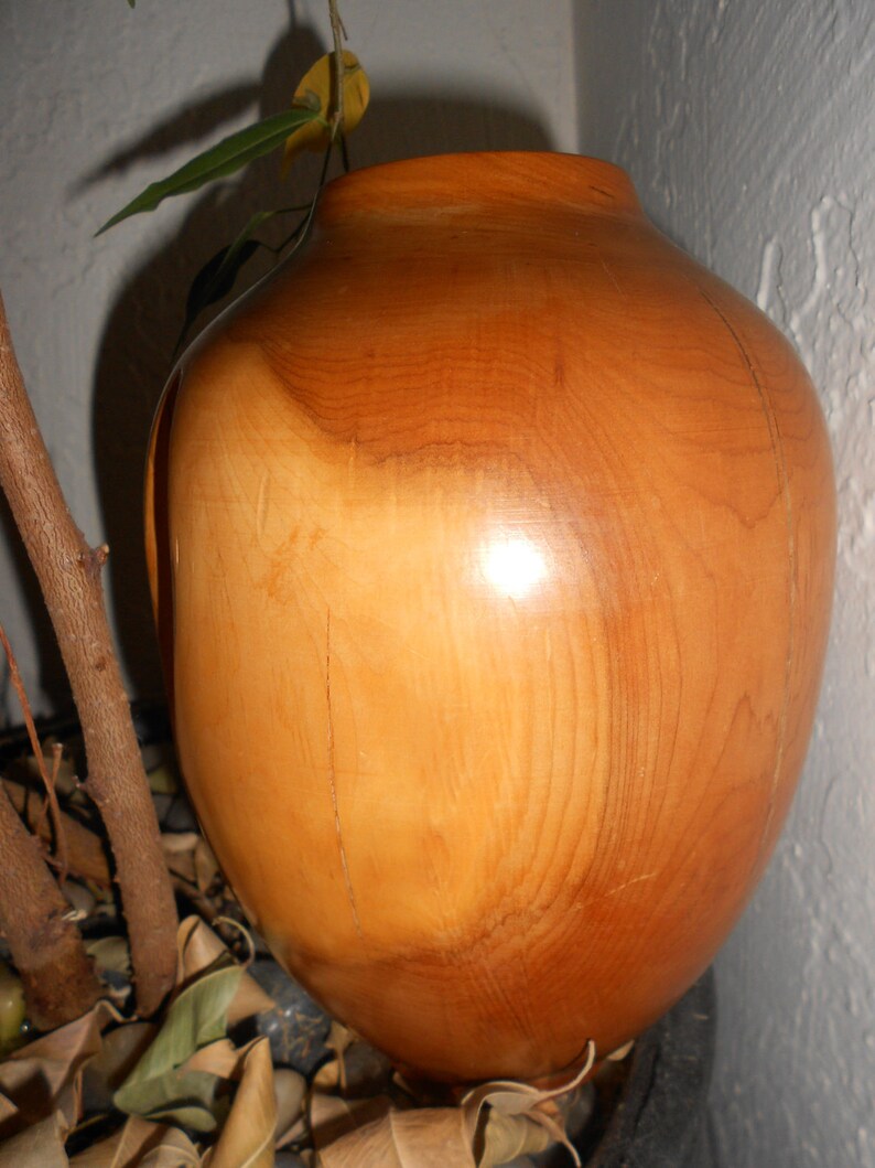 YEW Wood Vase Amazing Studio Turned Beauty Earthy Creation Artist Signed Vincente Garrido Mid Century Modern Organic Beauty image 4