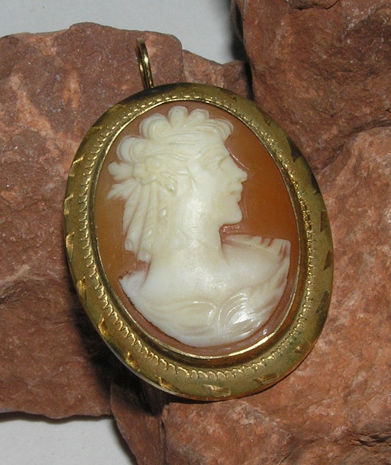 Shell Cameo Carved Conch Shell 12K GF Antique Ita… - image 6