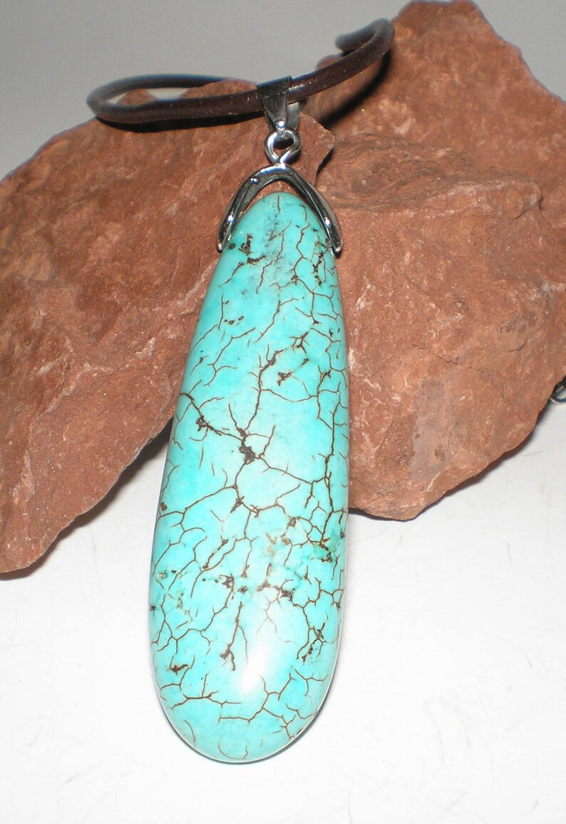 Turquoise Pendant UNISEX Native American Style Vintage Earthy Tribal 60s Hippie Style On New Leather Cord