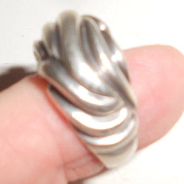 Sterling Modernist Dome Wave Ring 80's Chic Unisex Band Vintage .925 Silver Size 5