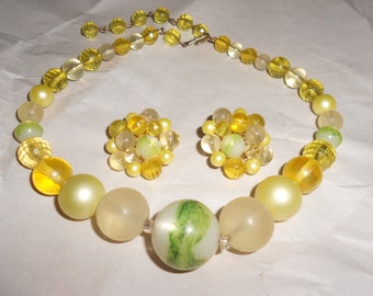 Lucite Beaded Jewelry Set "Karu Arke" Lemon-Lime Lucite Ensemble - Lucite Yellow & Green Choker Necklace -Earring Set Fa Signed 50s Chic