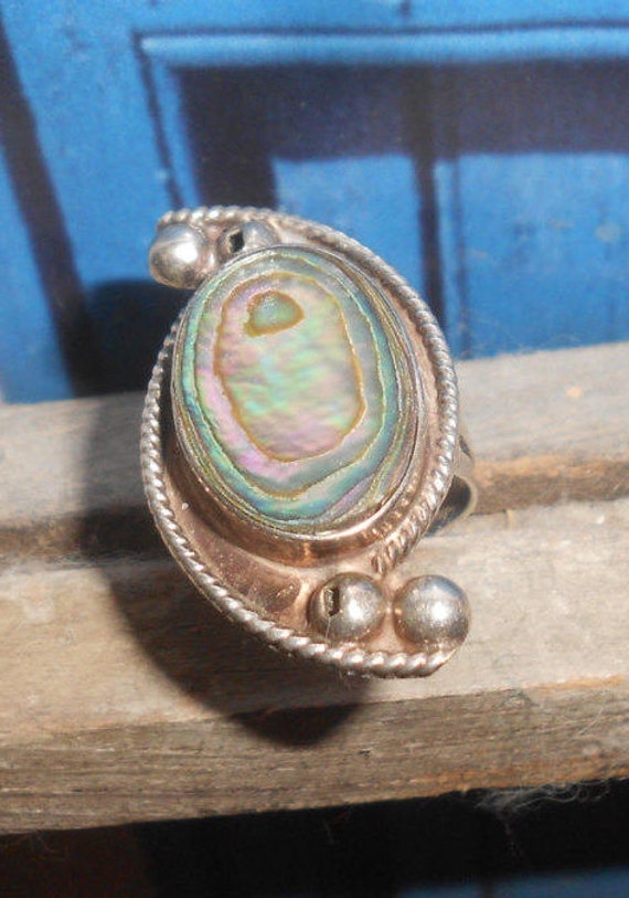 Abalone Ring "Fire Eye" Taxco Shell Rainbow Sterli