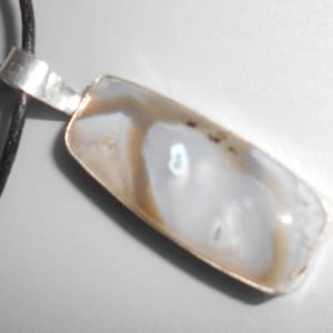 Sale-Solar Quartz Pendant Beautiful Earth Energy Unisex Silver Plated Bezel Mount Specimen