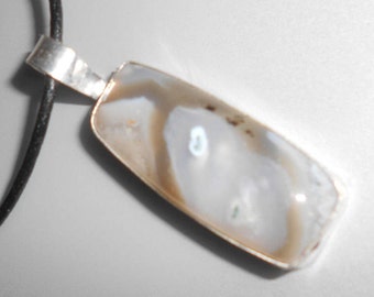 Sale-Solar Quartz Pendant Beautiful Earth Energy Unisex Silver Plated Bezel Mount Specimen