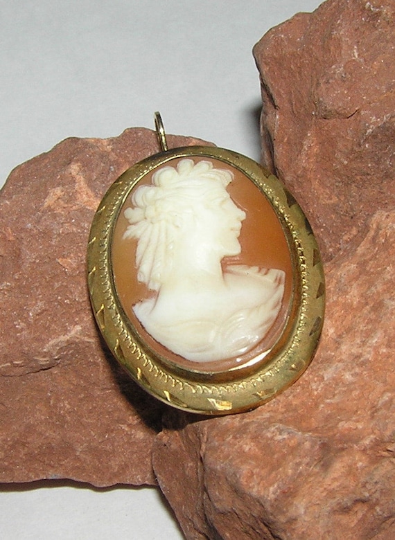 Shell Cameo Carved Conch Shell 12K GF Antique Ita… - image 2