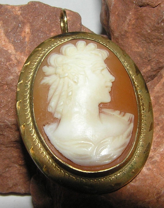 Shell Cameo Carved Conch Shell 12K GF Antique Ita… - image 4