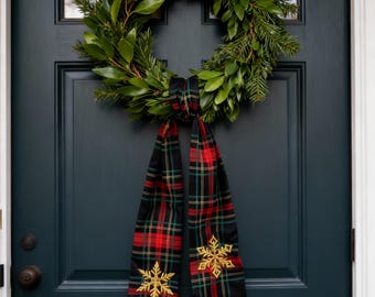 Personalized Christmas Wreath Sash – Custom Embroidered Ivory or Red Ribbon, Monogram Door Bow for Front Porch or Holiday Entry Décor