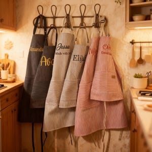 Personalized Embroidered Apron for Adult and Child, Custom Cooking, BBQ, and Kitchen Apron with Pockets – Perfect Hostess and Unique Gift