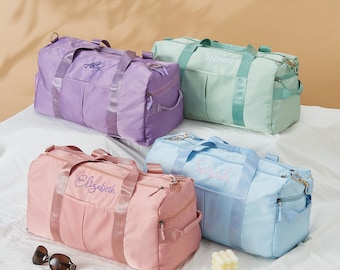 Personalisierte Sporttasche: Gestickter Reise-Weekender