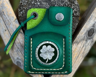 Card Holder with Lucky Coin Vegetable-Tanned Leather – Hand-Dyed Minimalist Wallet