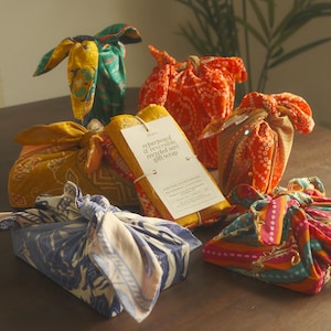 ハンドメイドサリーギフトラップ（3枚パック）：再利用・リバーシブル生地ラップ