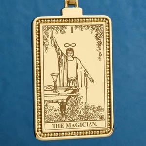 14K Gold Magician Tarot Card Necklace, Custom Major Arcana Amulet, Engraved Trionfi Charm, Astrologer Gift, Custom Magic Deck Talisman