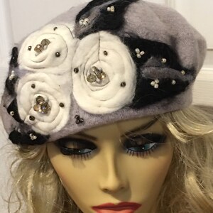 Grey Beret with White Needle Felted Flowers Black Leaves and Beads image 5