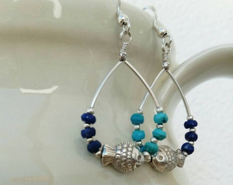 Pendientes turquesa lapislázuli, pendientes colgantes de turquesa y lapislázuli, pendientes de pescado de plata de ley de Bali, joyería azul hecha a mano