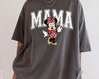 Camiseta Minnie Mouse Mama, Camiseta Comfort Colors Disney Mom, Camiseta Clássica Universitária com Estampa da Minnie sobre Maternidade e Férias em Família