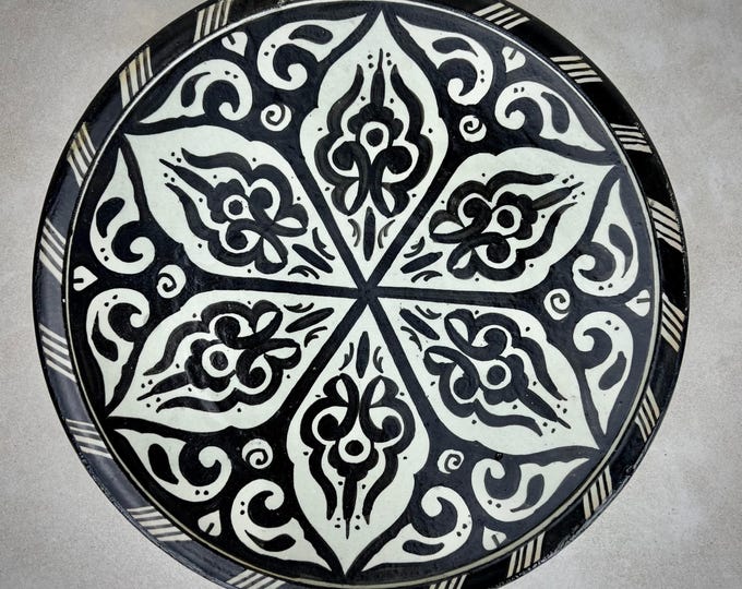 Handmade Moroccan Black and White Ceramic Plate – Pottery Dish with Berber Geometric Patterns – Boho Tableware and Wall Decor Gift