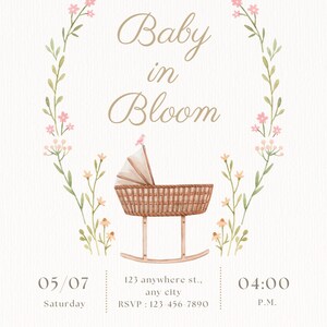 Puede incluir: Una invitación a un baby shower con una corona de flores, una cuna de mimbre y el texto "Baby in Bloom". La invitación incluye la fecha, la hora y la ubicación del evento. También dice "We are waiting for you!"