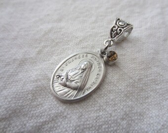 St Frances Mother Cabrini Medal & Lt Taupe Glass Charm Pendant, Patron Immigrants Hospitals, Catholic Confirmation Baptism Women Girl Gift