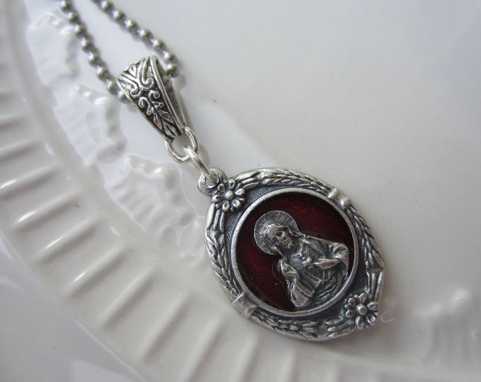 Sacred Heart of Jesus Medal Pendant & Necklace Set, Italian Medal ...