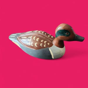 Hand Carved / Painted Wooden Duck Decoy Figure Folk Art