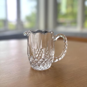 Geslepen kristallen creamer / kleine kan