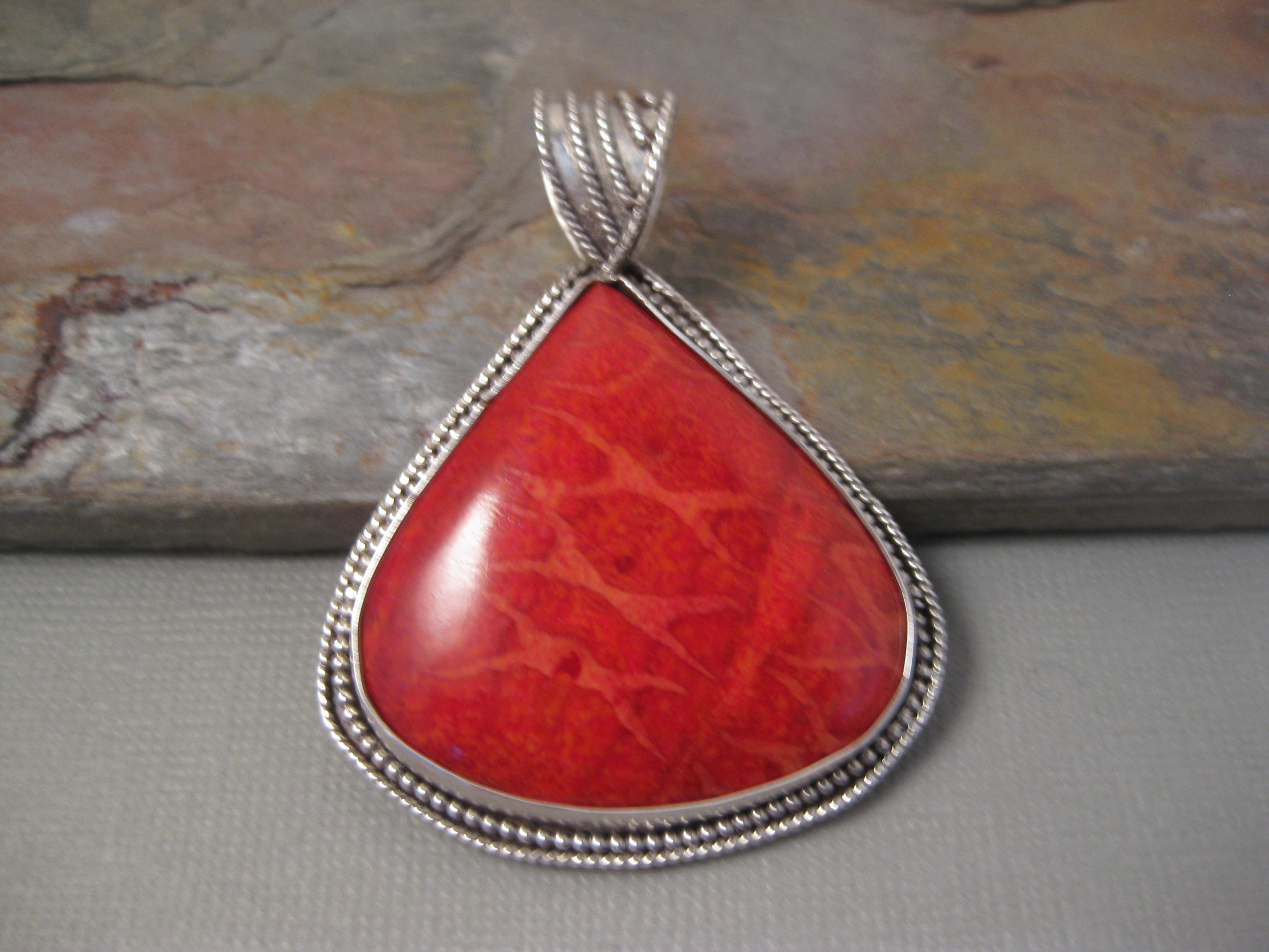 Rojo Coral Sterling plata colgante / colgante artesano / | Etsy
