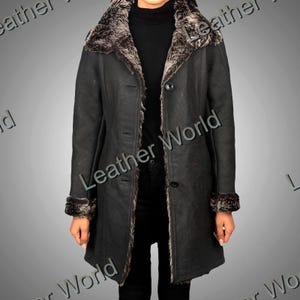 Women&#39;s Shearling Leather Coat, Black Winter Sheepskin Jacket with Fur Lining, Handmade Warm Vintage Style Outerwear