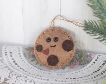 Wool Felt Hand-Sewn Cookie Keychain, Ornament, Baby Mobile Decoration, Car Mirror Decoration, or Plush Decoration - Dopamine Decor