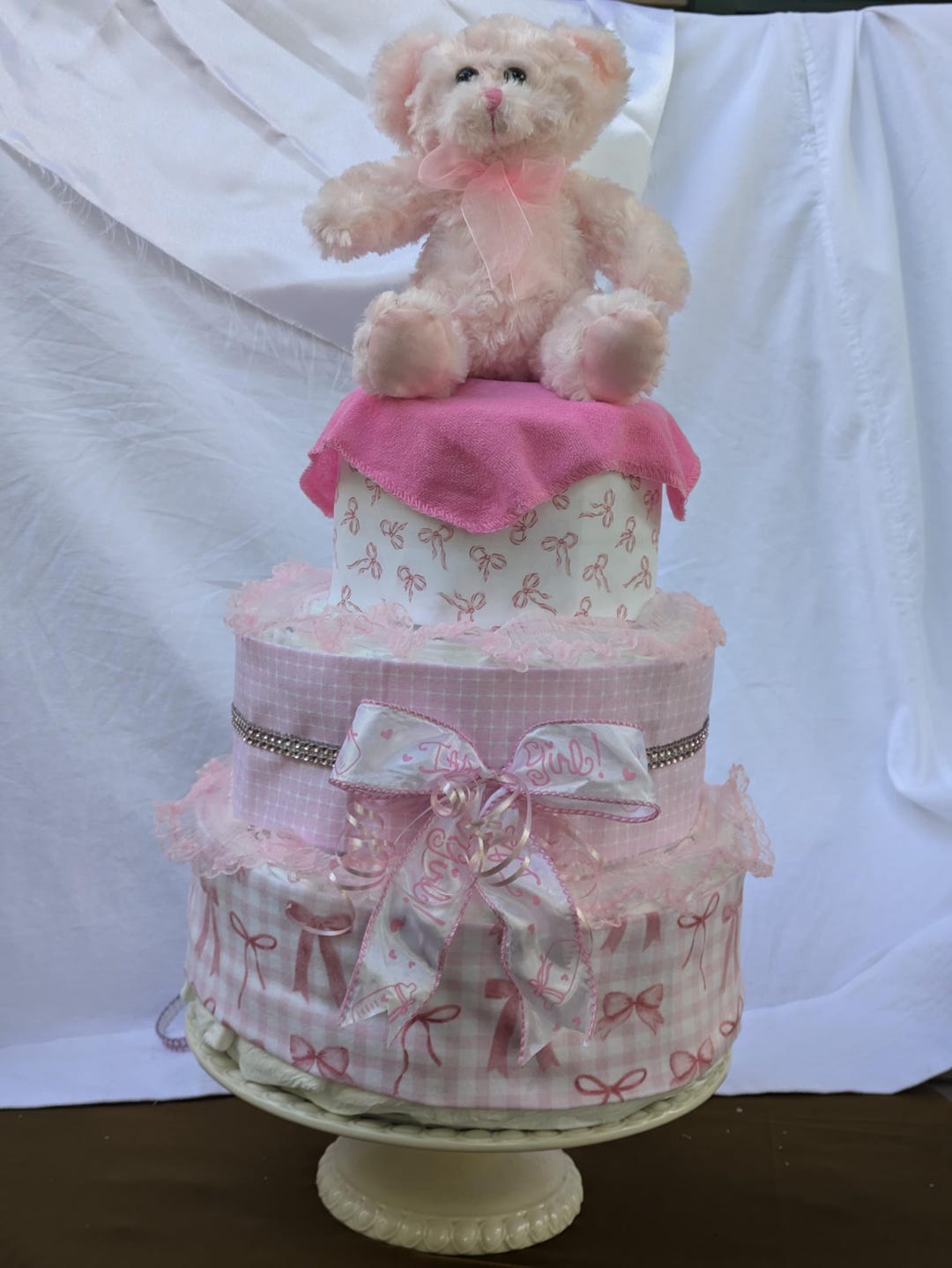 Pink Teddy Bear Diaper Cake: Baby Shower Centerpiece, 50 Diapers - Etsy