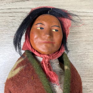 Skookum “Bully Good” Indian Doll - RARE left gazing, 1920’s to early 30’s, Twirling Log