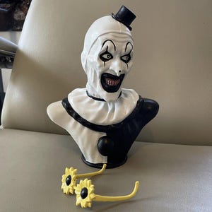 Terrifier 2 &quot; Art The Clown & Sunglasses&quot; Horror Movie Replica Art Sculpture Memorabilia