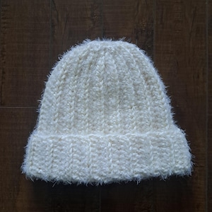 Crochet Pattern, Warm, Cozy Beanie Hat,  fall, winter season gift idea, Beginner Project
