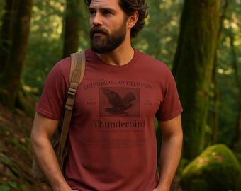 Cryptozoöloog Shirt Thunderbird Field Guide Tee Legendary Bird Cryptid kleding voor paranormaal onderzoeker of Sky Creature-liefhebber
