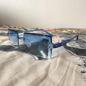 Blue Square Rimless Sunglasses, Unisex Futuristic Style, Gradient Tinted Lenses, Trendy Fashion Accessory