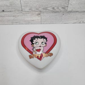 1998 Betty Boop &quot;I Wanna Be Loved By You Heart&quot; Music Box Trinket Dish Japan VTG