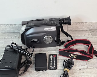 JVC Compact VHS Camcorder GR-AXM17U 20x Zoom Vhs-c Camcorder With ...