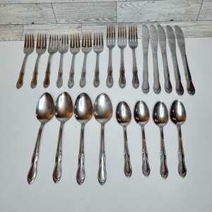 Lot 23 Pcs Homestead Oneida LTD (Simeon L & George H Rogers Co. Stainless)