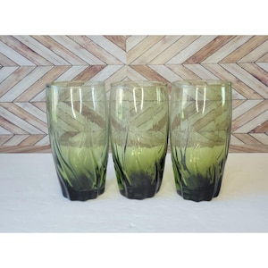 Anchor Hocking Central Park Ivy Green Swirl Drinking Glasses Set of 3 - 16 Oz