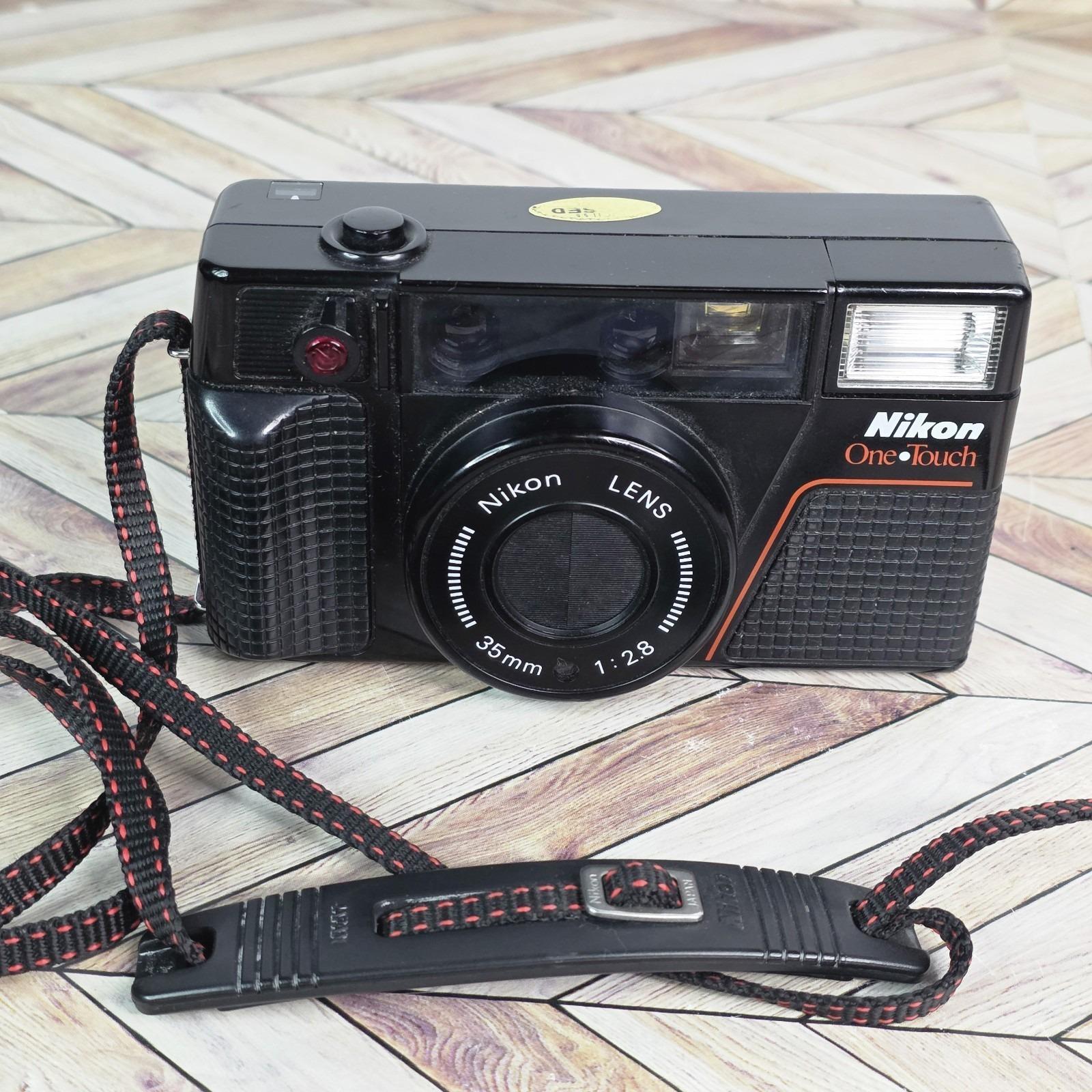 ビンテージ Nikon ワンタッチAF コンパクト35mmフィルムカメラ
