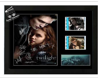 The Twilight Saga Original film cell display Cast signed Amazing collectable. With COA