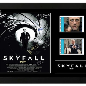 Skyfall 007 Film Cell Display Amazing Cast signiert Sammlerstück. Mit Echtheitszertifikat