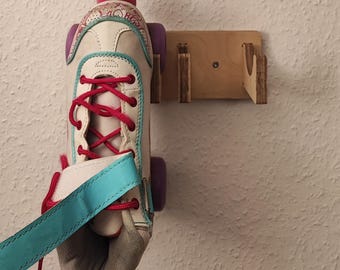 Roller skates wall mount