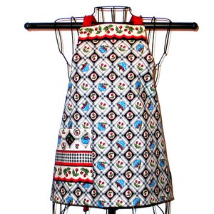 Child's REVERSIBLE Apron Ages 3-8  made with MARY ENGELBREIT Very Very Cherry fabric  - Adjusts for Height