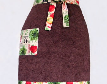 Terry Cloth Apron Ladies or Teens  Brown with Bright Veggie  Trim Reversible Garden Theme  Nice Gift Item